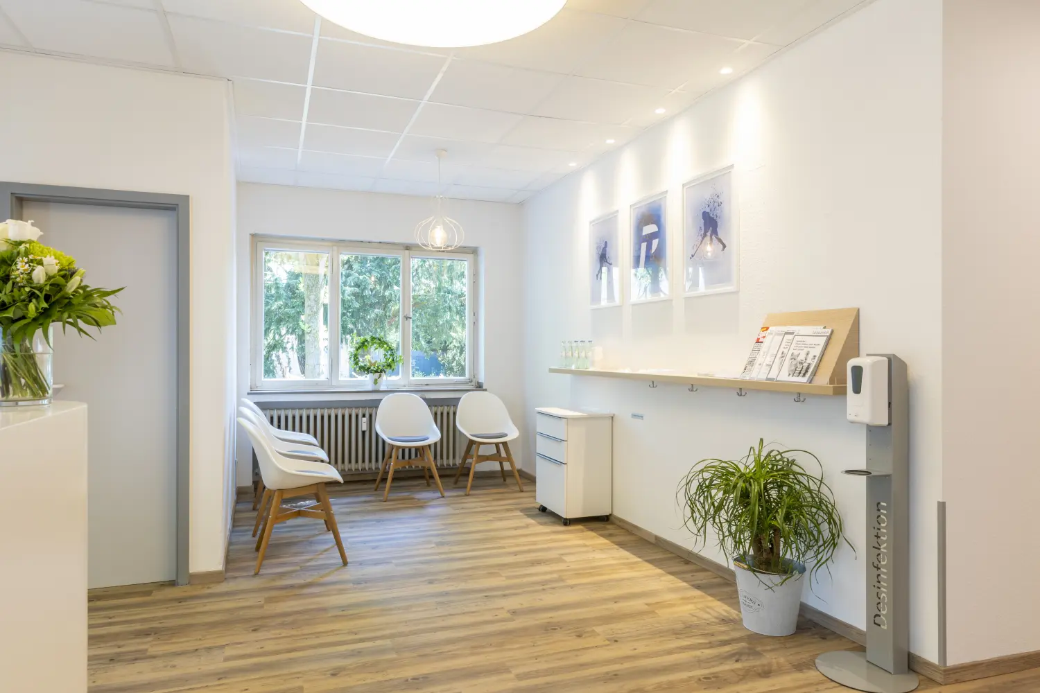Wartebereich von PT - Physiotherapie & Training